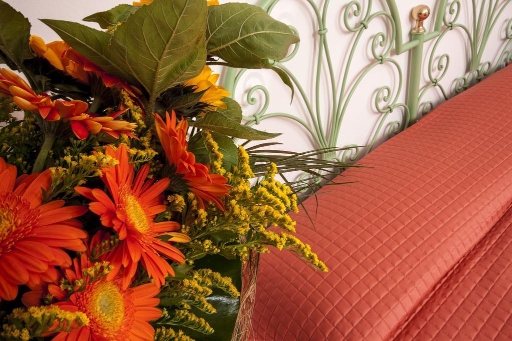 Hotel Locanda Rosy Каттолика Экстерьер фото
